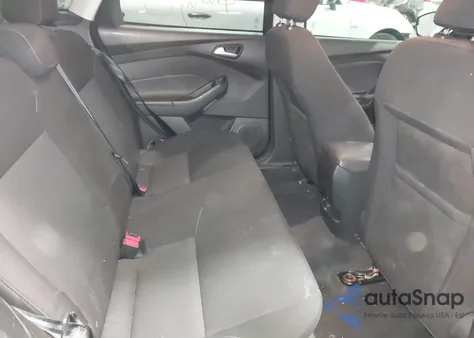 2017 Ford Focus Se z USA, uszkodzony, nr VIN 1FADP3F20HL343933